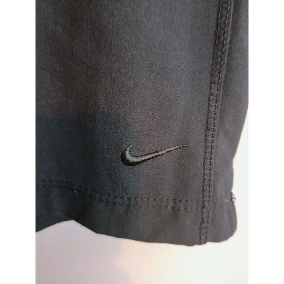 Nike Capris Women's Small (4-6) Black Dri-Fit Minimalist Golf Athleisure Outdoor - Picture 4 of 6